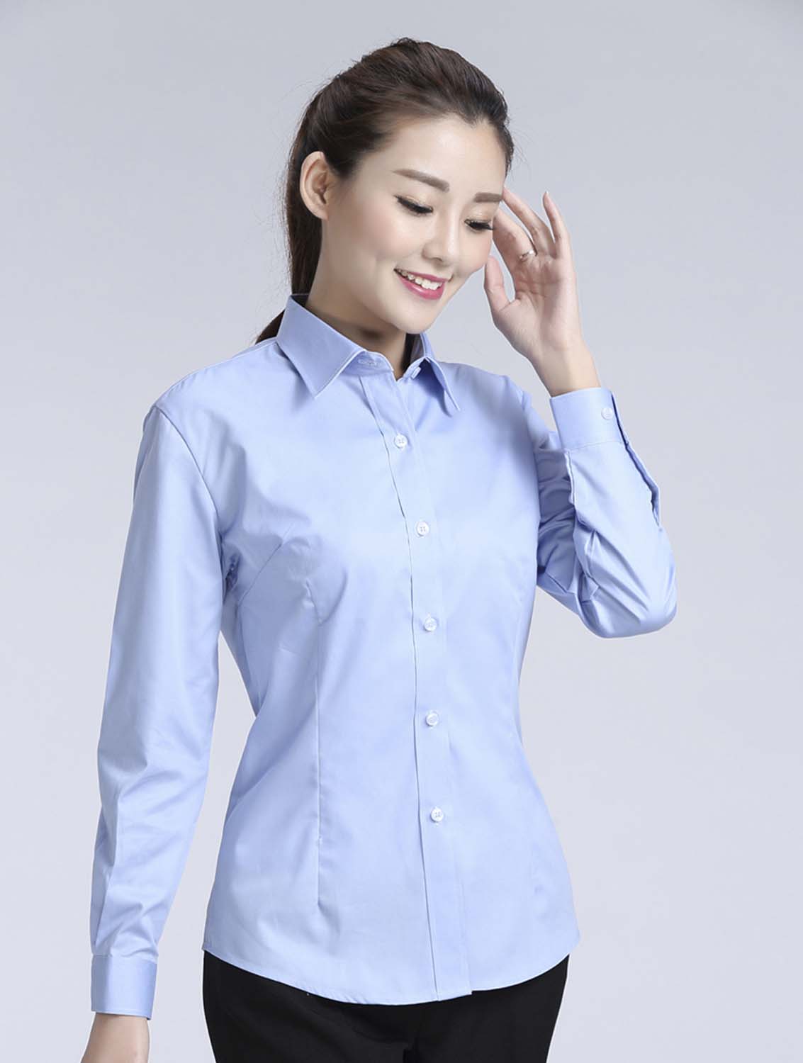 藍(lán)色女款滌棉翻領(lǐng)長(zhǎng)袖正裝修身襯衫-617#